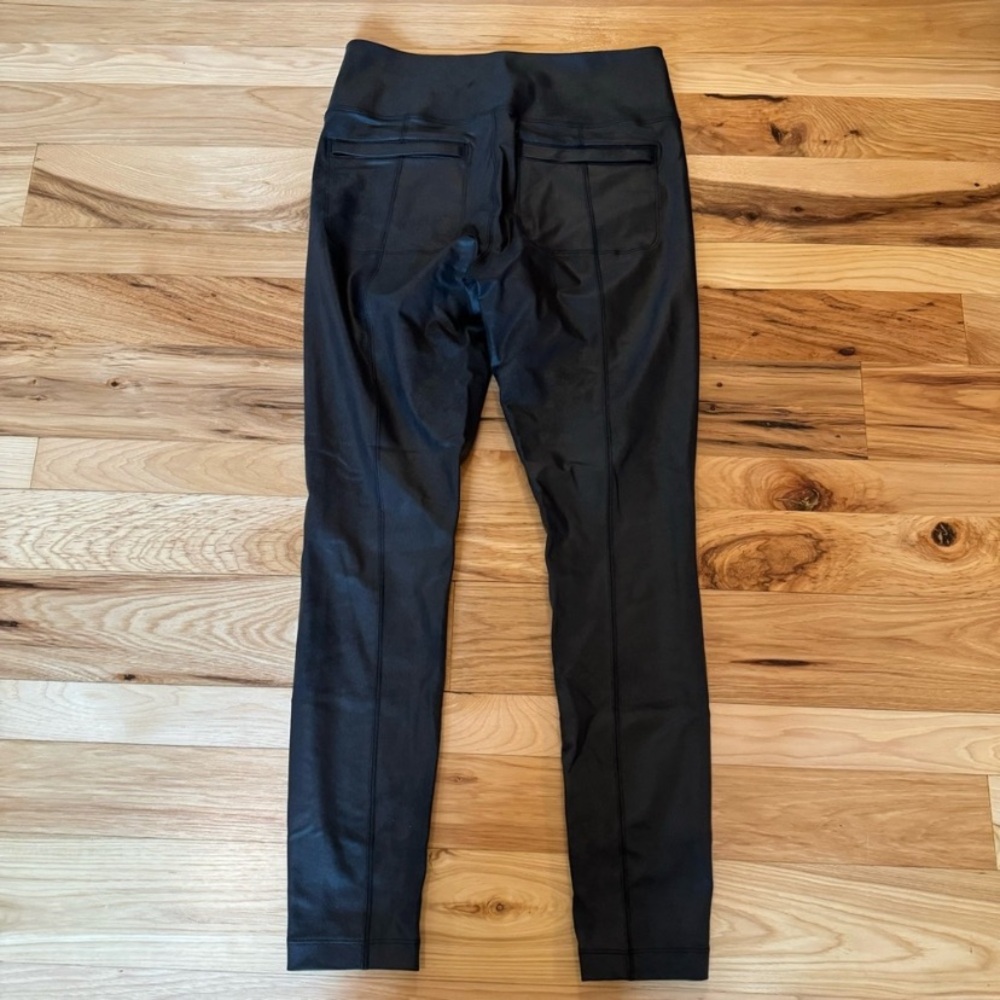 Athleta Delancey Gleam Tight Legging Lustre /Black Pants Size Medium Petite - Picture 7 of 10
